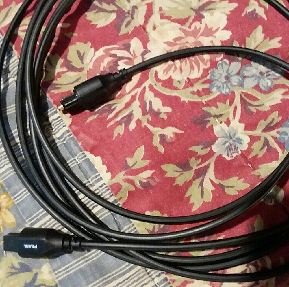 Pearl audioquest optical cable 8'